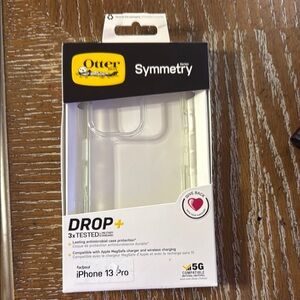 OtterBox Clear Case for iPhone 13 Pro